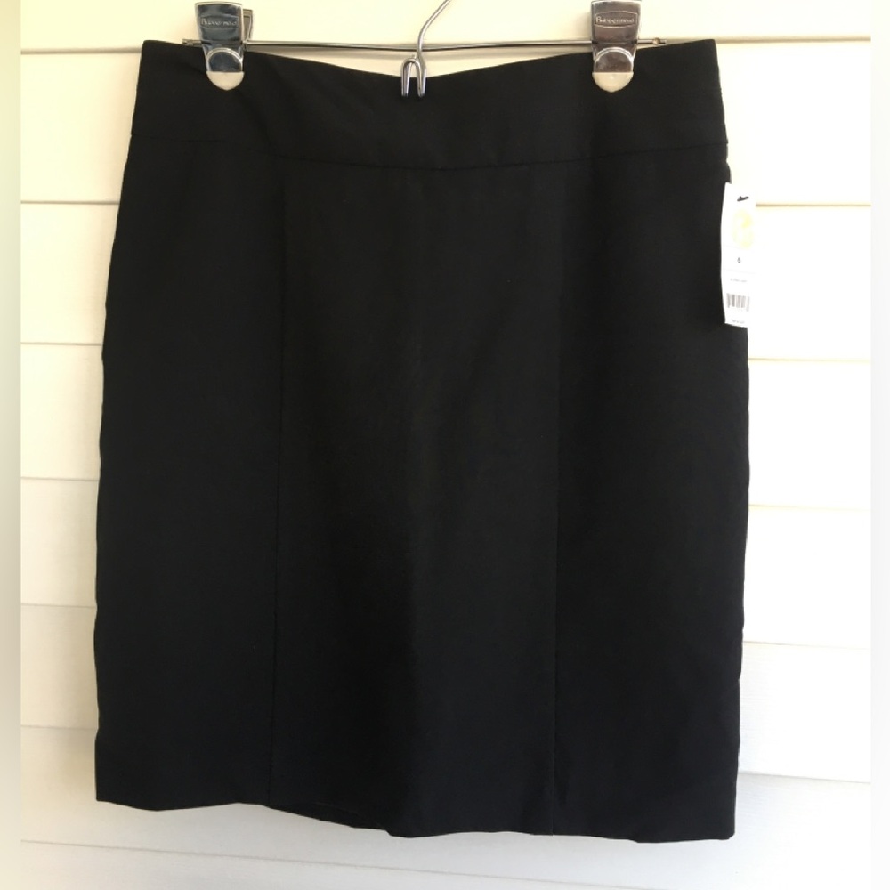 New George Above the Knee Black Pencil Skirt Size 6
